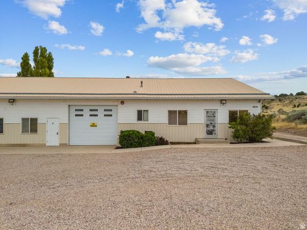 4219 N OLD HIGHWAY 91 , Enoch, UT 84721