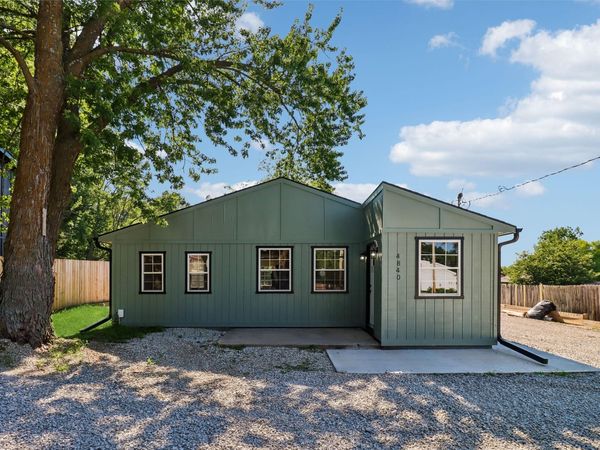 4840 NW 52nd Street, Des Moines, IA 50310