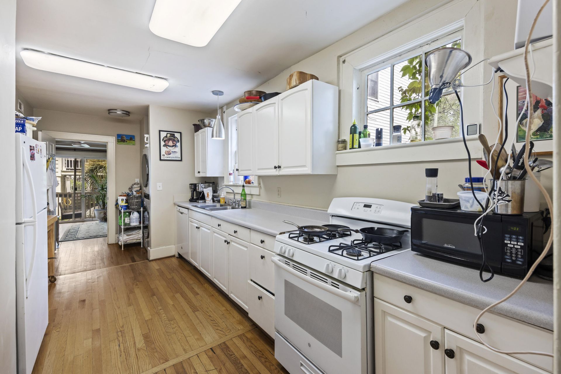 11 Smith Street Photo 16
