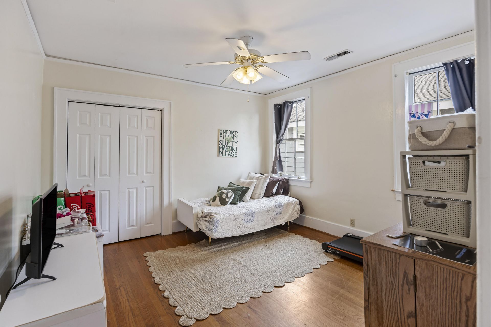11 Smith Street Photo 24