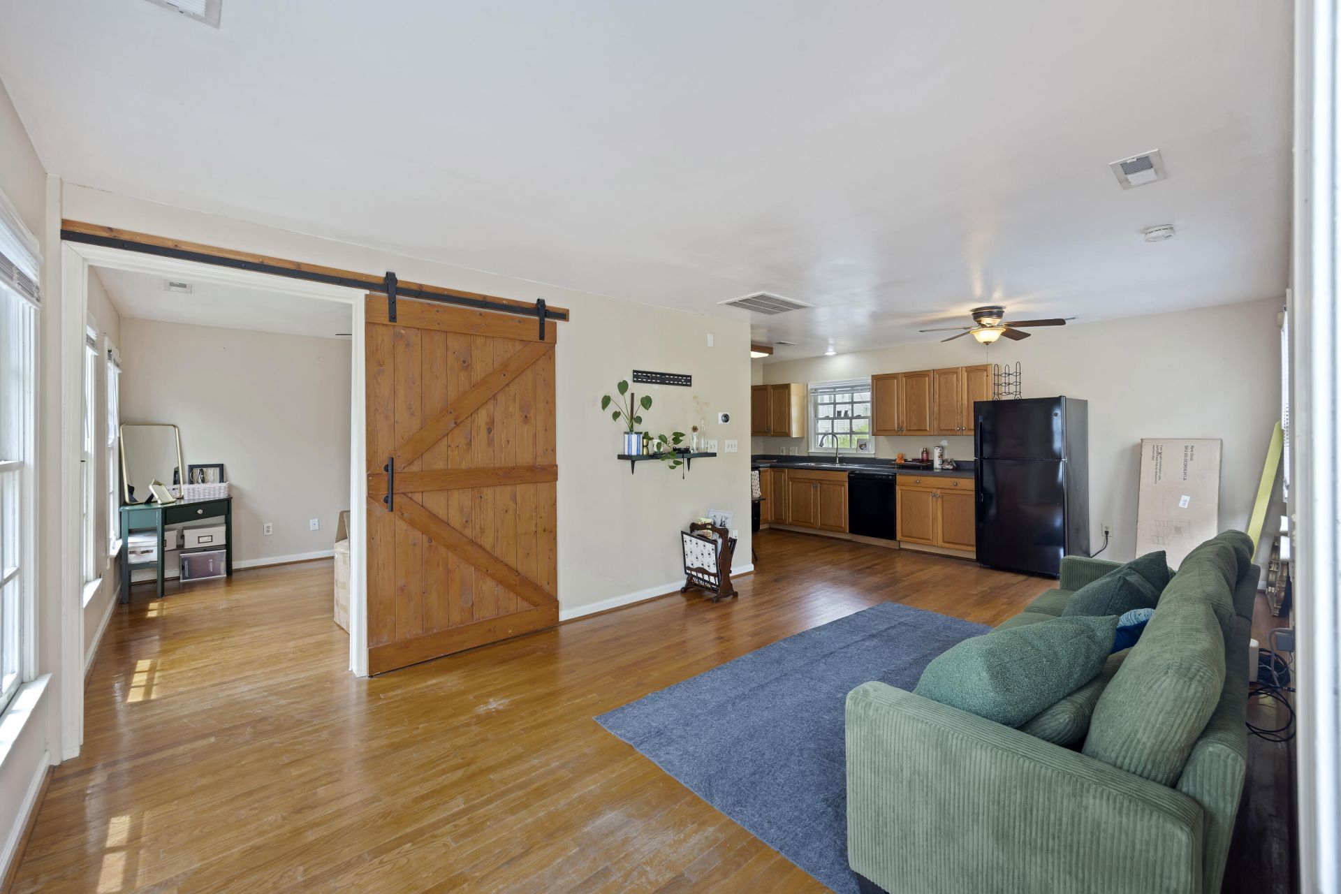 11 Smith Street Photo 41