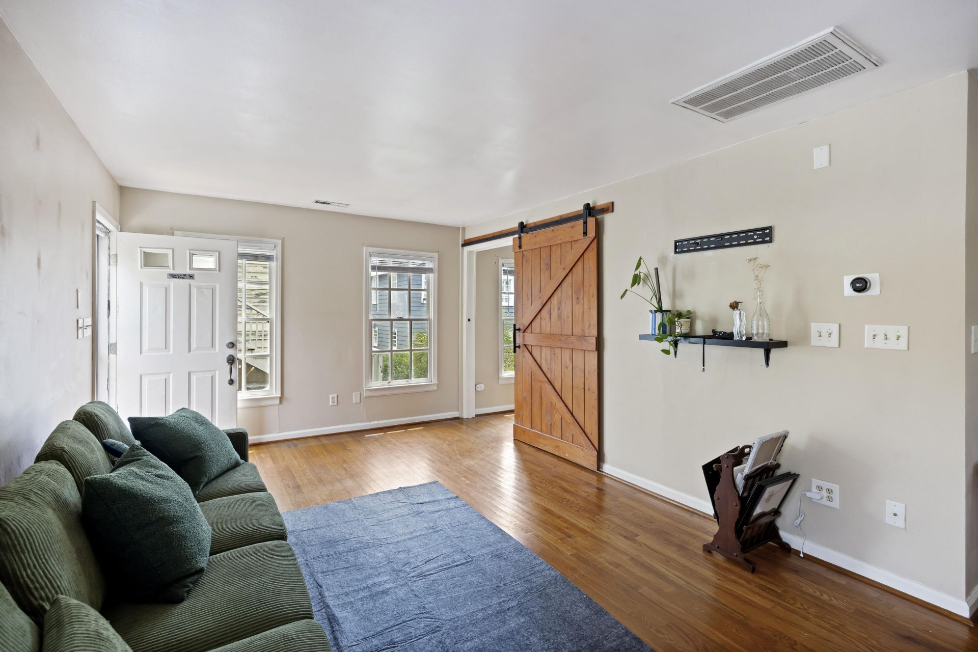 11 Smith Street Photo 42