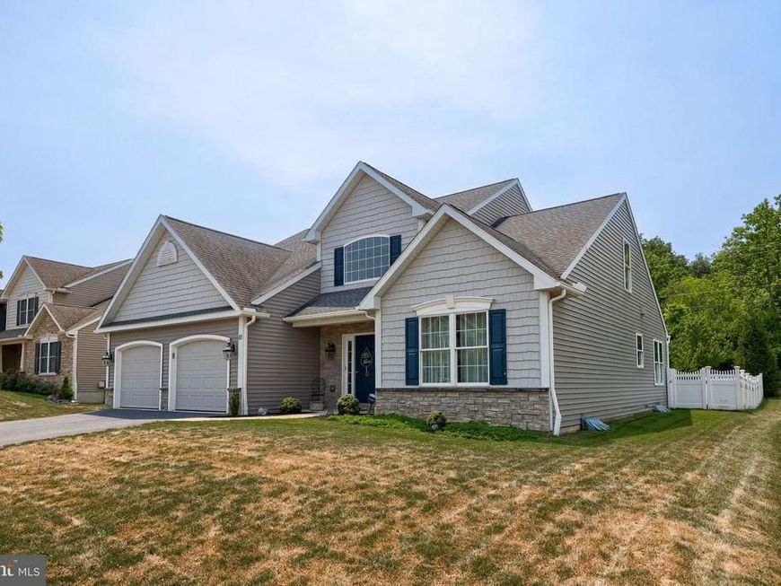 10 Merganser Drive, Reading, PA 19608 Main Photo