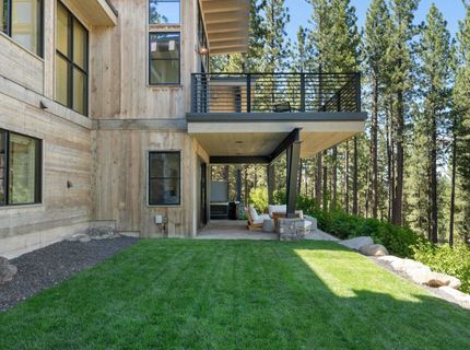 265 Laura Knight , Truckee, CA 96161 Photo