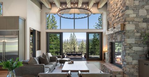 265 Laura Knight , Truckee, CA 96161 Photo