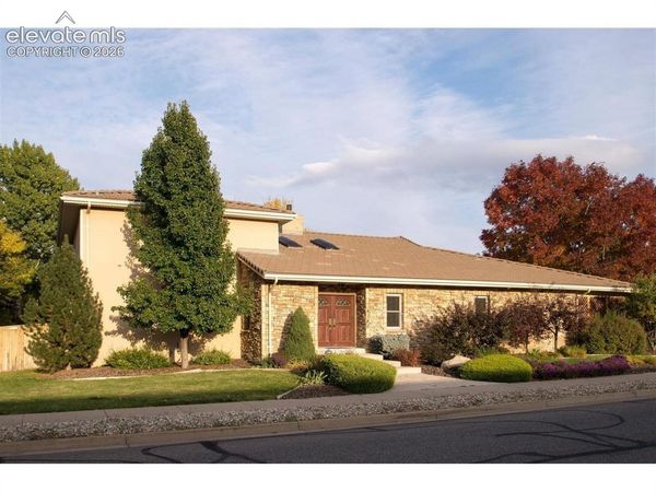 4180 S Monaco Parkway, Denver, CO 80237