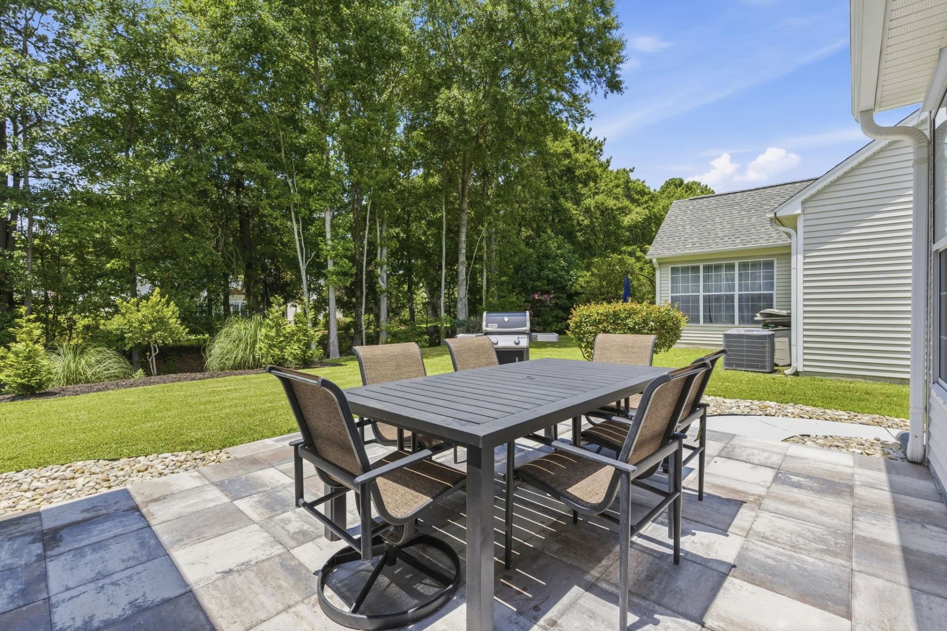 1674 Sedgefield Dr. Photo 36