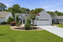 1674 Sedgefield Dr. photo 4