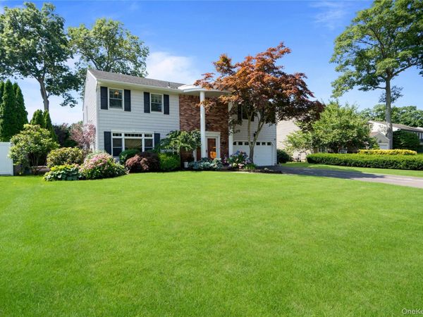 12 Empress Pines Drive, Nesconset, NY 11767