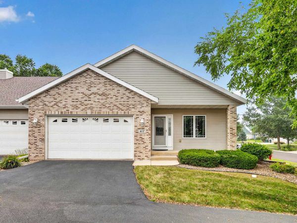 617 Nightingale Lane, Cottage Grove, WI 53527