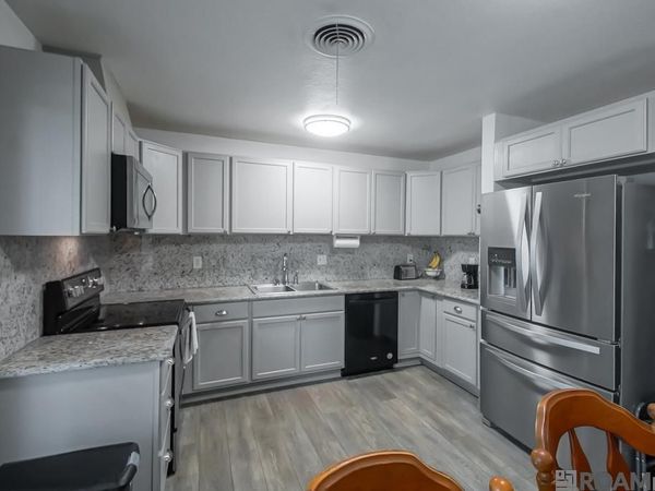 3866 Pasadena Dr, Baton Rouge, LA 70814