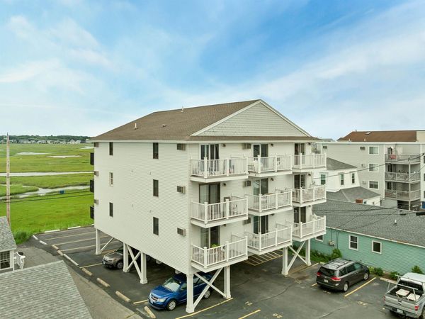 415 Ocean Boulevard, Unit 1E, Hampton, NH 03842