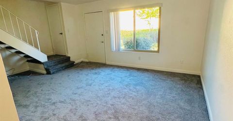 8741 Woodman Way #a, Unit A, Sacramento, CA 95826 Photo