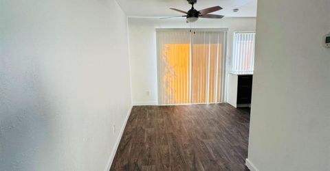 8741 Woodman Way #a, Unit A, Sacramento, CA 95826 Photo