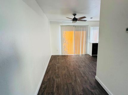 8741 Woodman Way #a, Unit A, Sacramento, CA 95826 Photo