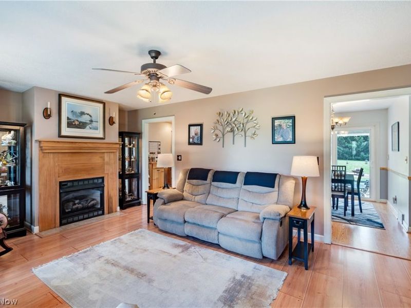 3810 Linda Way, New Waterford, OH 44445 Photo 6