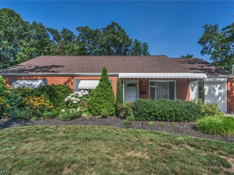 545 Walnut Drive , Euclid, OH 44132 Photo 1