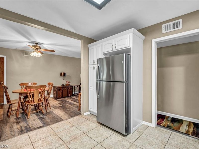 545 Walnut Drive , Euclid, OH 44132 Photo 13