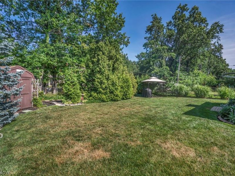 545 Walnut Drive , Euclid, OH 44132 Photo 41