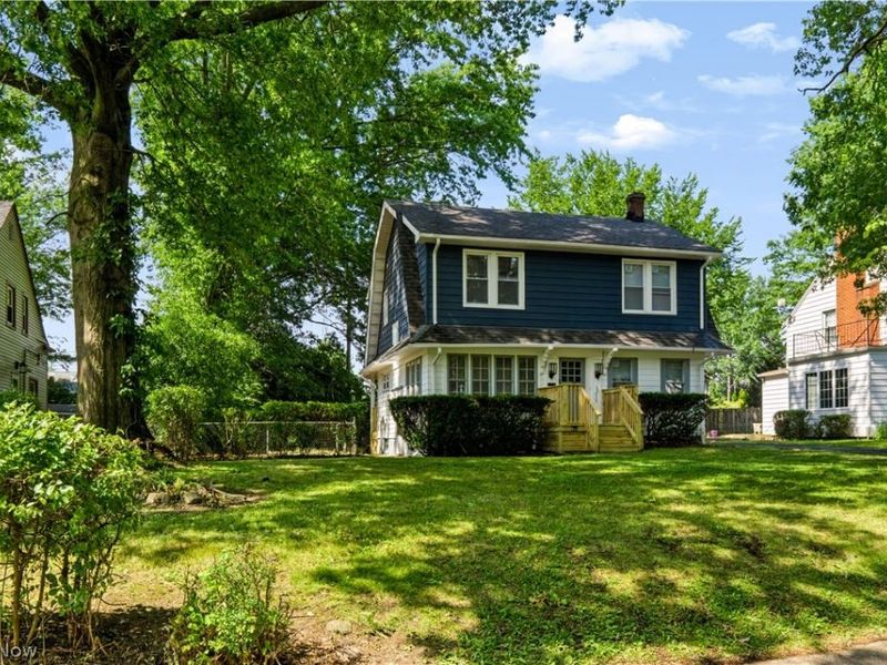 13513 Corby Road, Cleveland, OH 44120 Photo 2