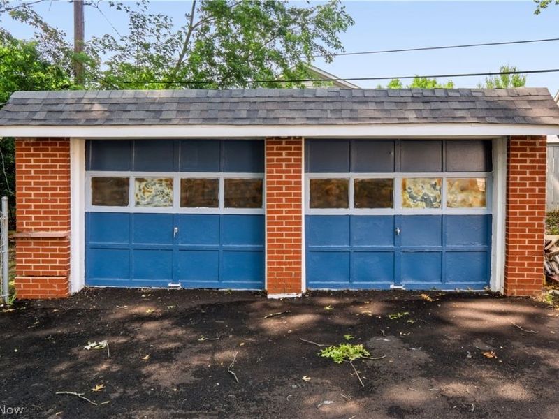 13513 Corby Road, Cleveland, OH 44120 Photo 36