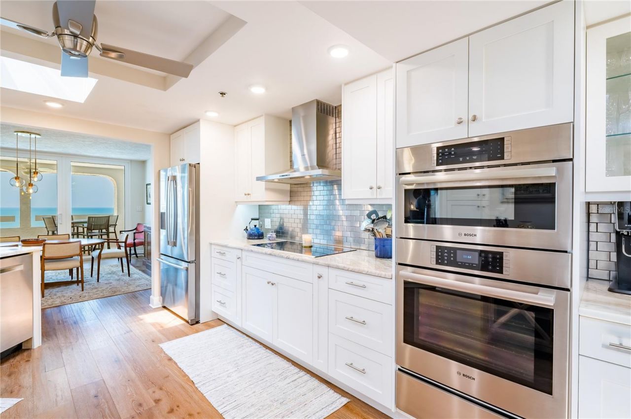 17940 Gulf Boulevard, Unit 18C, Redington Shores, FL 33708 Photo