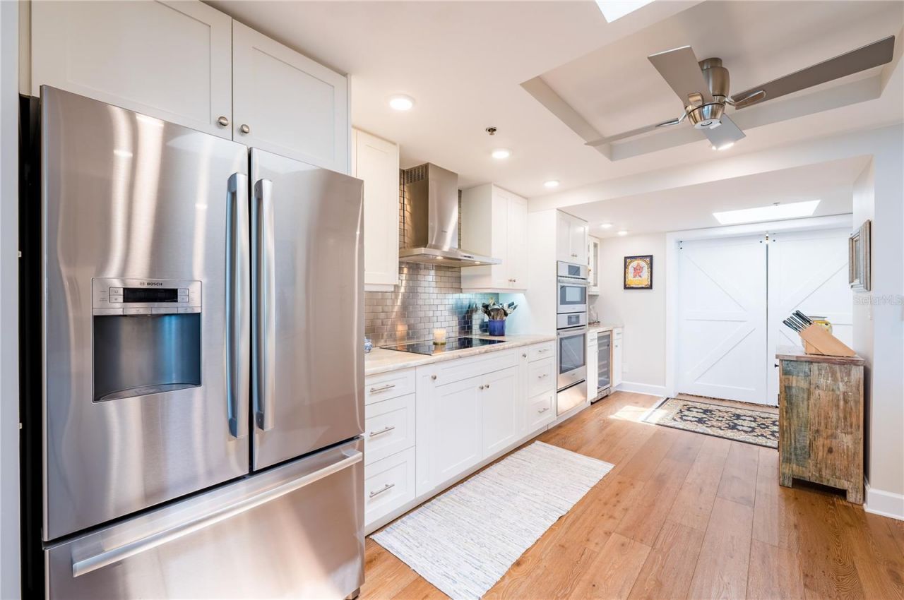 17940 Gulf Boulevard, Unit 18C, Redington Shores, FL 33708 Photo