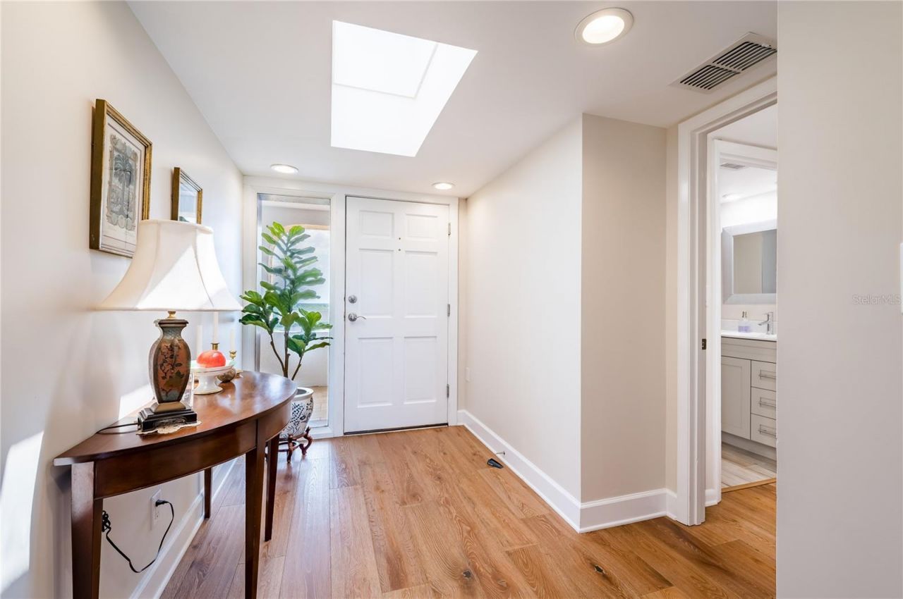17940 Gulf Boulevard, Unit 18C, Redington Shores, FL 33708 Photo