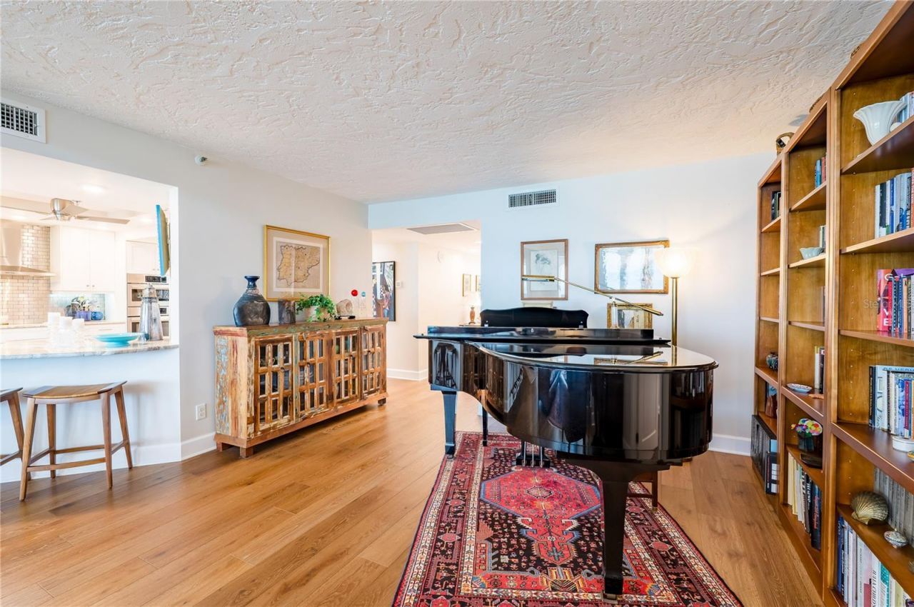 17940 Gulf Boulevard, Unit 18C, Redington Shores, FL 33708 Photo