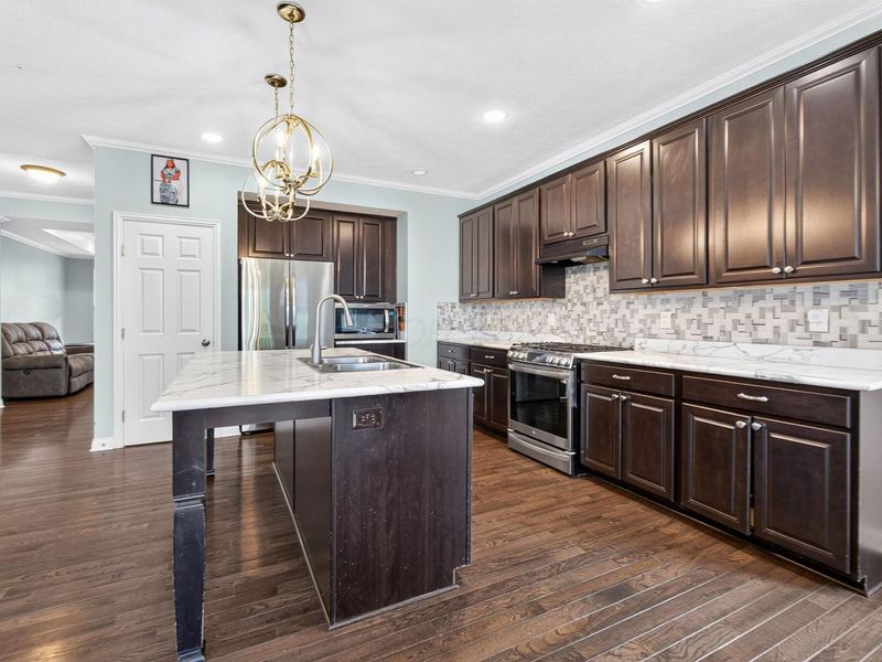 1389 Spagnol Lane, Westerville, OH 43081 Photo 13