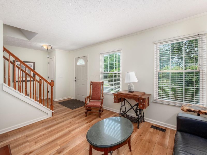 3469 Rosburg Drive, Columbus, OH 43228 Photo 10