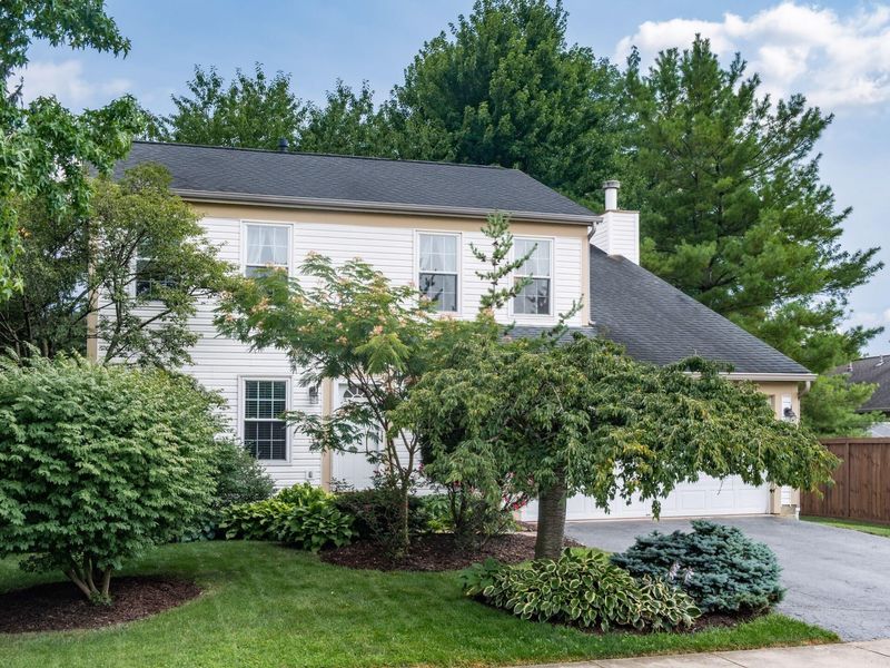 3469 Rosburg Drive, Columbus, OH 43228 Photo 3
