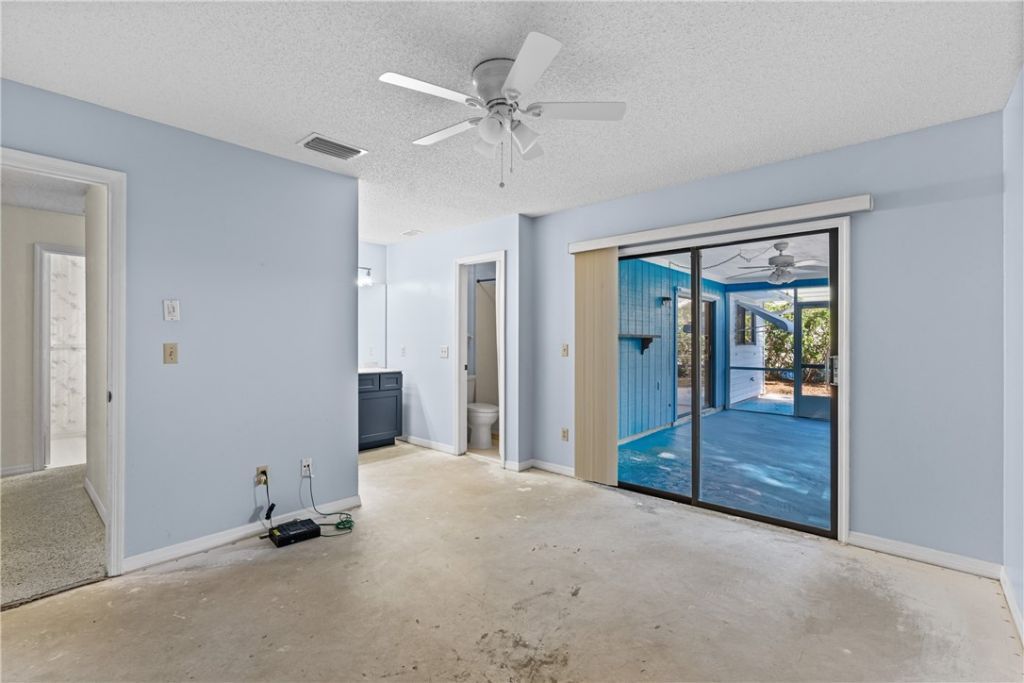975 4th Lane, Vero Beach, FL 32962 Photo