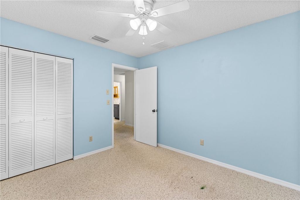 975 4th Lane, Vero Beach, FL 32962 Photo