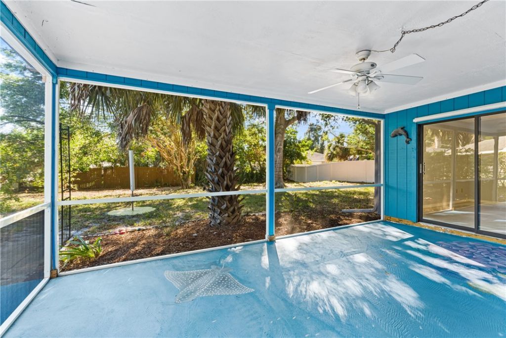 975 4th Lane, Vero Beach, FL 32962 Photo