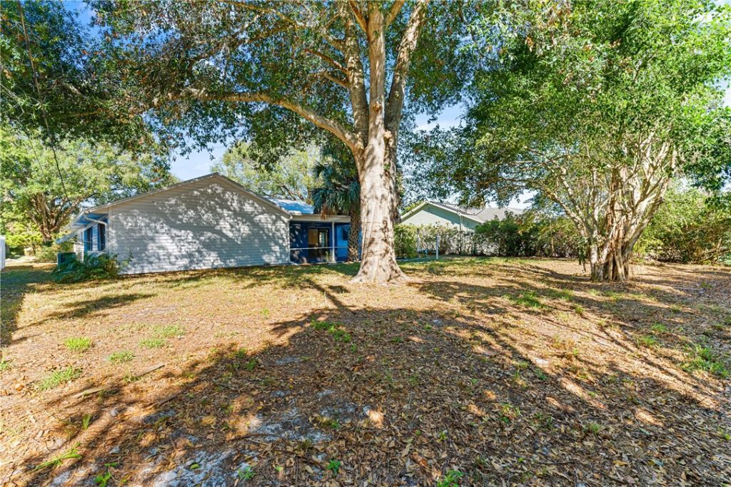 975 4th Lane, Vero Beach, FL 32962 Photo