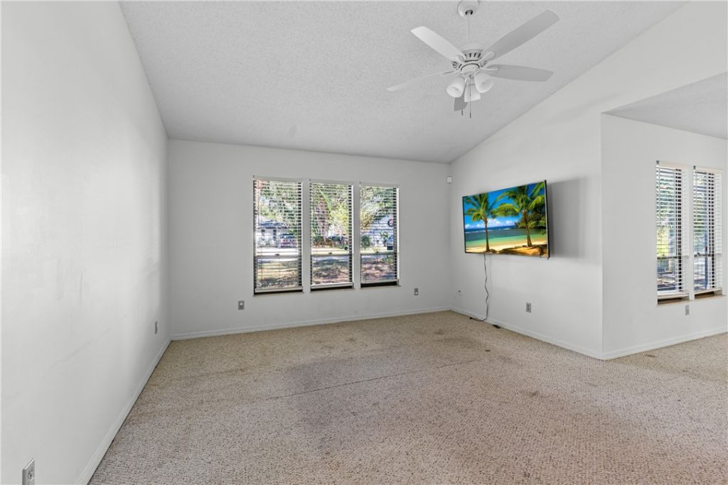 975 4th Lane, Vero Beach, FL 32962 Photo