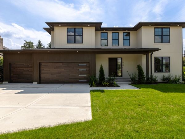 949 Internationale Parkway, Woodridge, IL 60517
