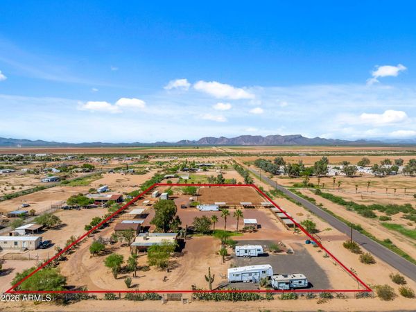 50702 W HECTOR Road, Aguila, AZ 85320