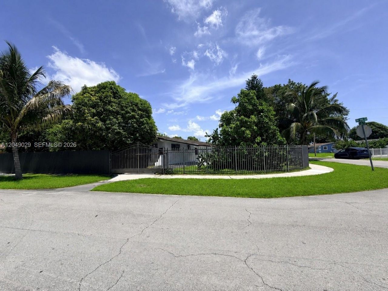 19202 NW 23rd Ct, Miami Gardens, FL 33056 Photo