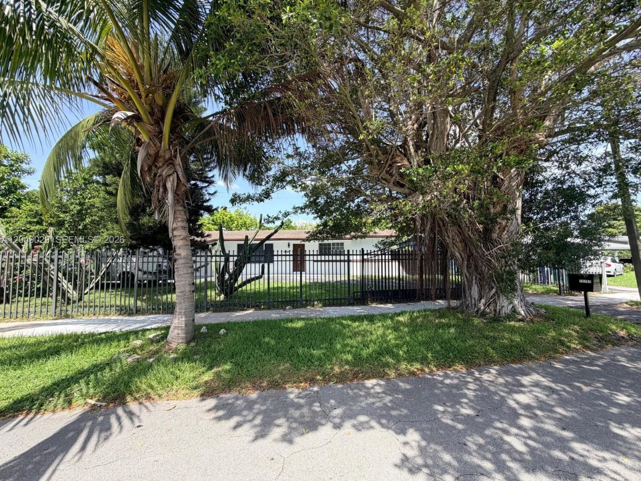 19202 NW 23rd Ct, Miami Gardens, FL 33056 Photo