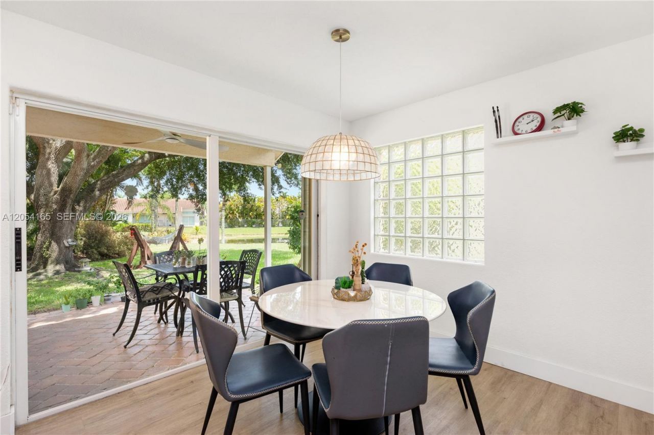 524 Water Pt, Weston, FL 33326 Photo