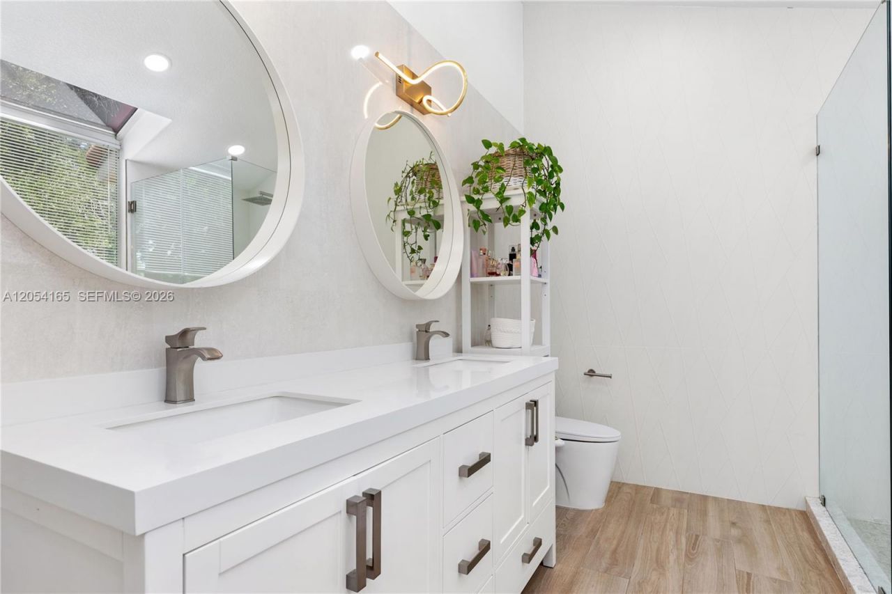 524 Water Pt, Weston, FL 33326 Photo