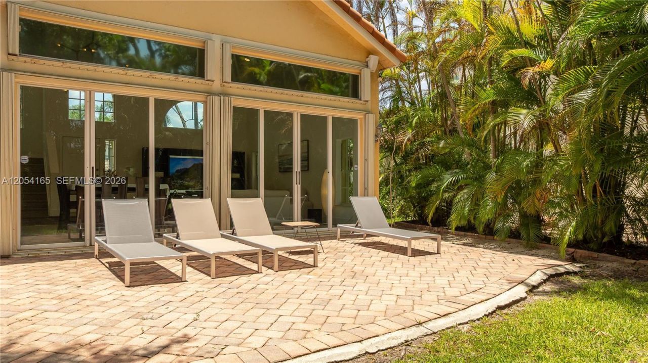 524 Water Pt, Weston, FL 33326 Photo