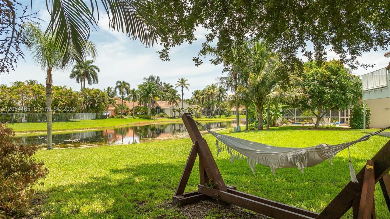 524 Water Pt, Weston, FL 33326 Photo