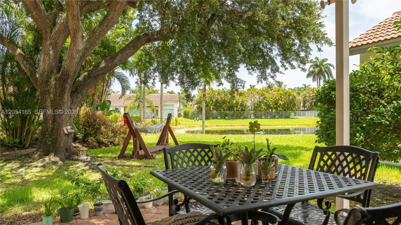 524 Water Pt, Weston, FL 33326 Photo