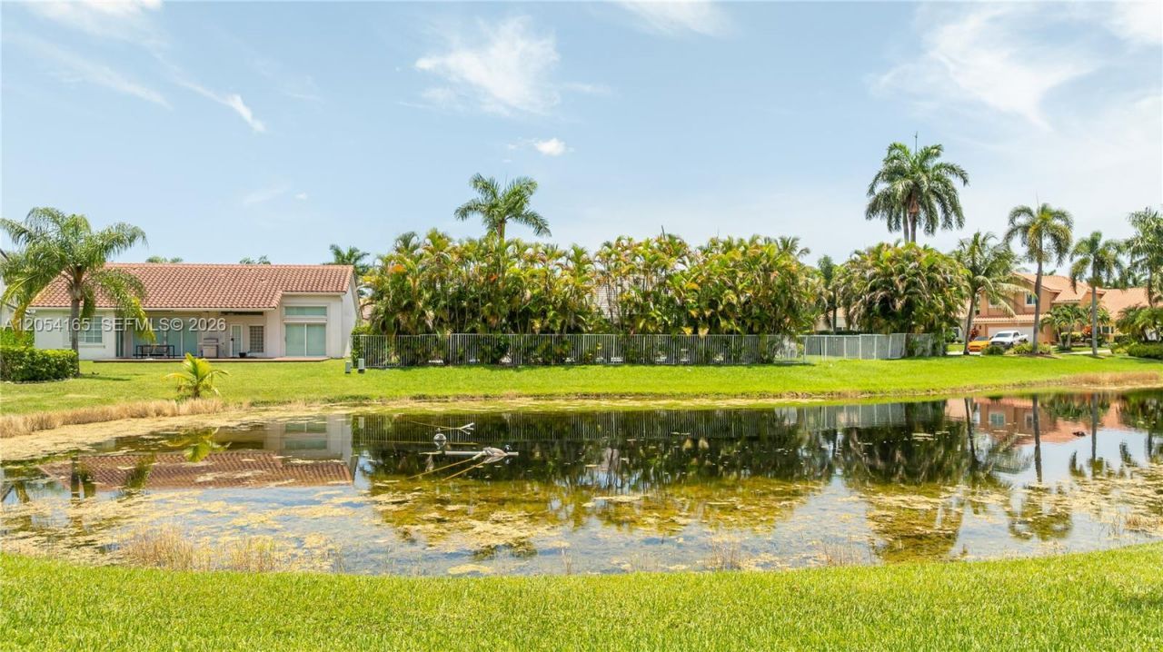 524 Water Pt, Weston, FL 33326 Photo