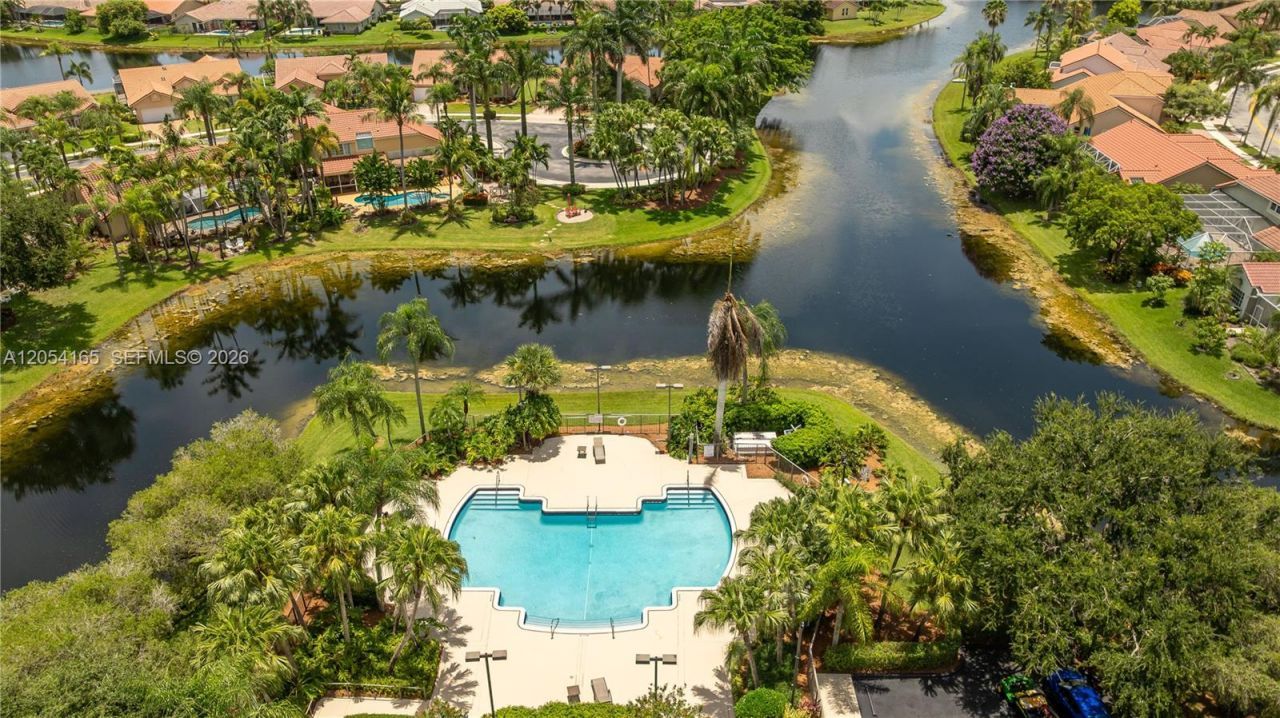 524 Water Pt, Weston, FL 33326 Photo