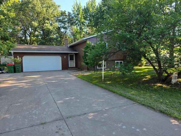 530 156th Lane NW, Andover, MN 55304