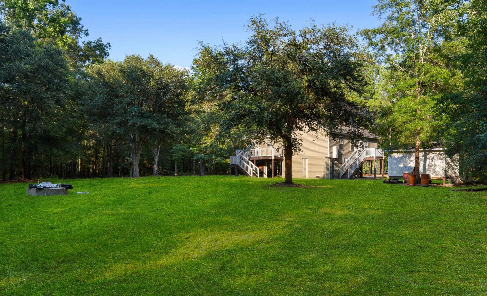 798 Redmond Ct. Photo 15